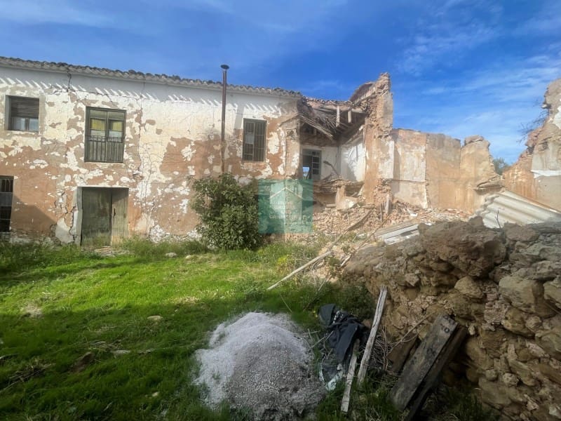 4 soverom Kjedet enebolig til salgs i Priego de Cordoba - € 249 950 (Ref: 8016736)