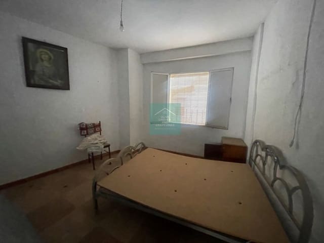2 slaapkamer Halfvrijstaande villa te koop in Castil de Campos, Priego de Córdoba - € 19.950 (Ref: 8047573)