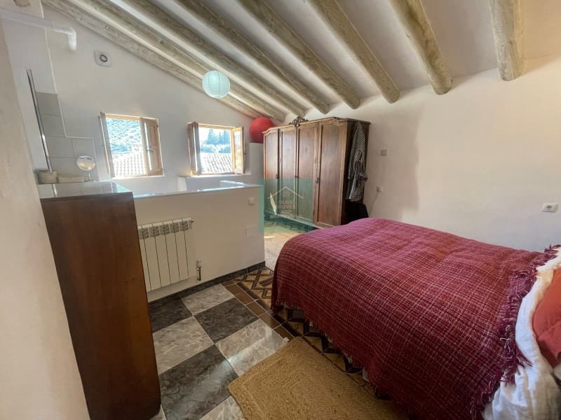 3 soveværelse Byhus til salg i Frailes - € 149.500 (Ref: 8059302)