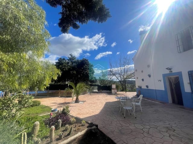 4 slaapkamer Finca/Landhuis te koop in El Higueral, Iznájar - € 306.000 (Ref: 8130130)