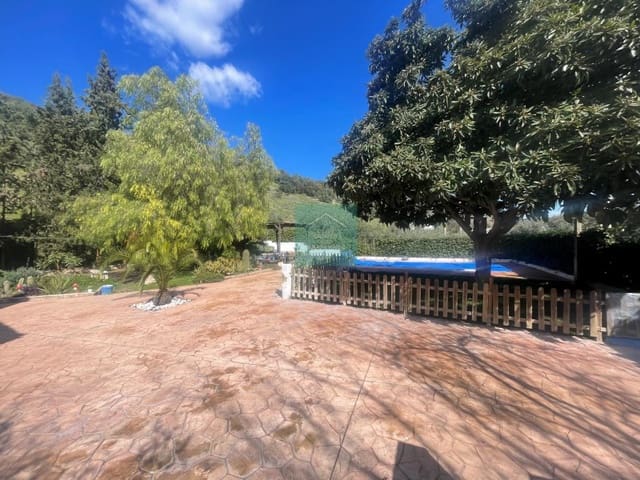 4 slaapkamer Finca/Landhuis te koop in El Higueral, Iznájar - € 306.000 (Ref: 8130130)