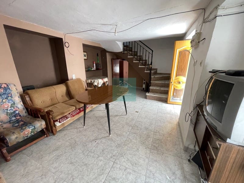 4 sypialnia Dom na sprzedaż w Fuente-Tojar - 24 950 € (Ref: 8863016)