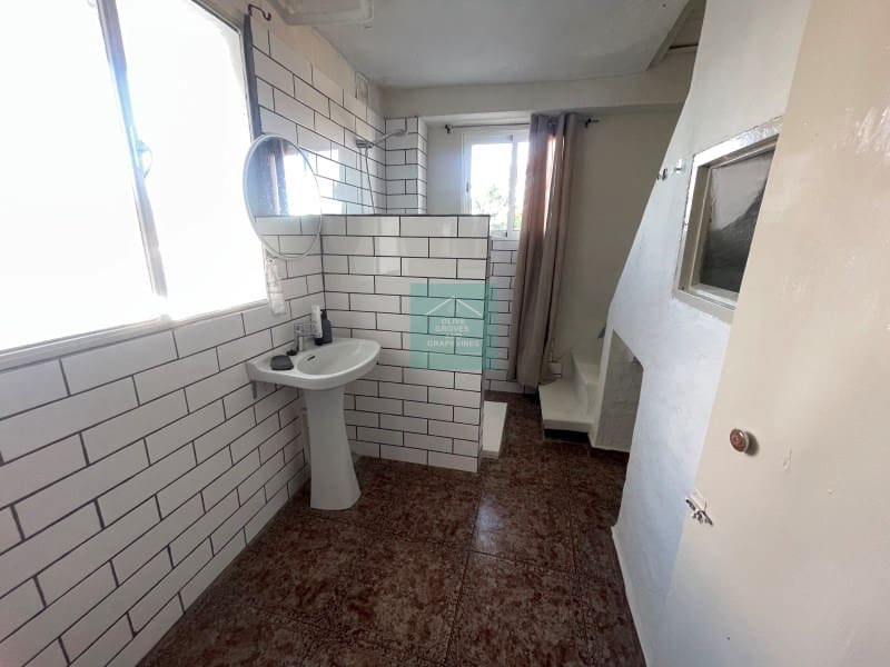 6 soveværelse Villa til salg i Castillo de Locubin - € 89.950 (Ref: 8863017)