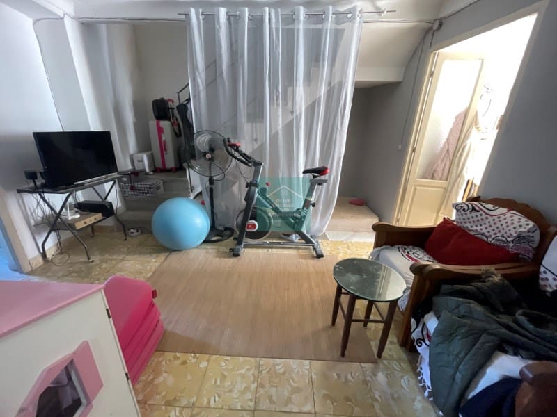 6 soveværelse Villa til salg i Castillo de Locubin - € 89.950 (Ref: 8863017)