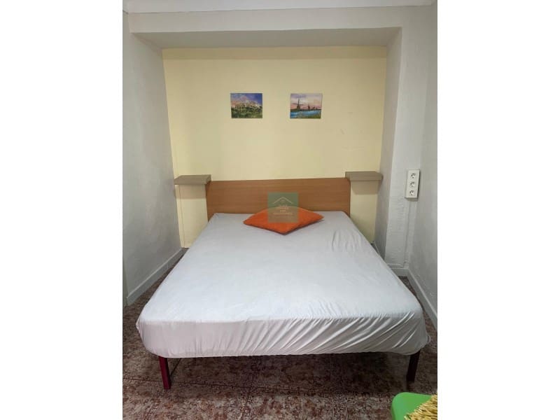 6 soveværelse Villa til salg i Castillo de Locubin - € 89.950 (Ref: 8863017)