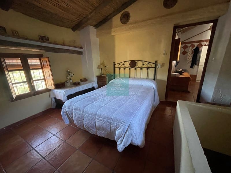 3 soveværelse Finca/Landehus til salg i Zagrilla - € 120.000 (Ref: 8863026)