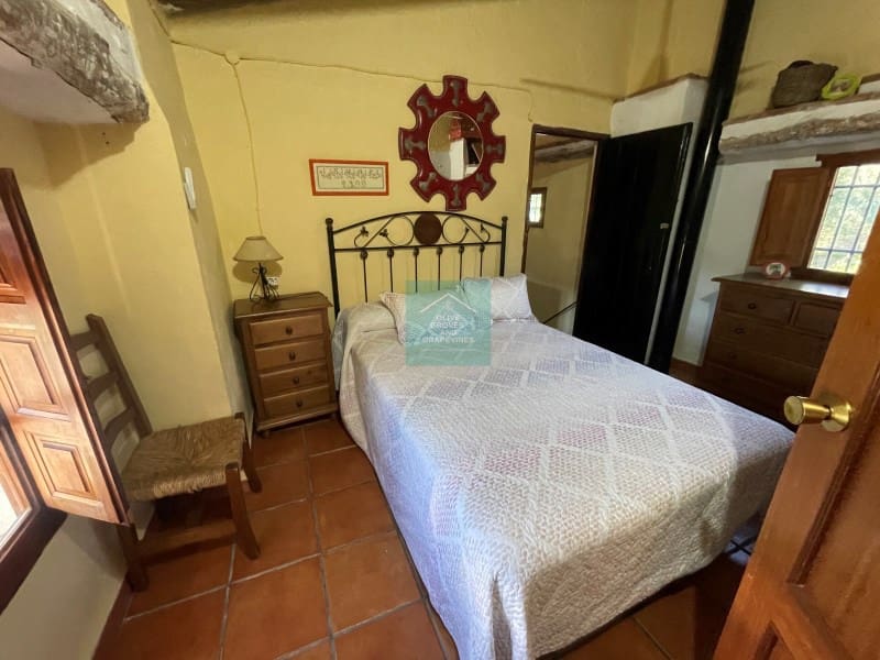 3 soveværelse Finca/Landehus til salg i Zagrilla - € 120.000 (Ref: 8863026)