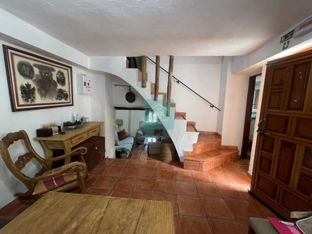 3 soveværelse Finca/Landehus til salg i Zagrilla, Priego de Córdoba - € 145.000 (Ref: 8863027)