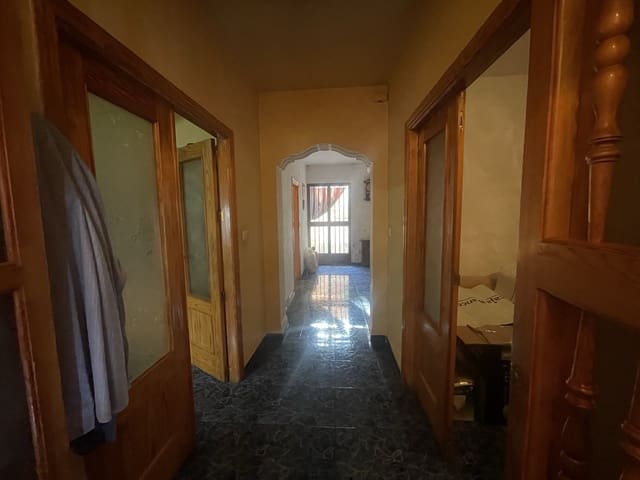 4 soveværelse Byhus til salg i Fuente-Tójar - € 79.950 (Ref: 8904629)