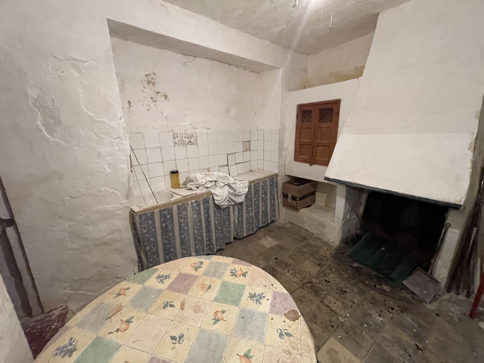 6 soveværelse Byhus til salg i Priego de Cordoba - € 49.999 (Ref: 9066676)