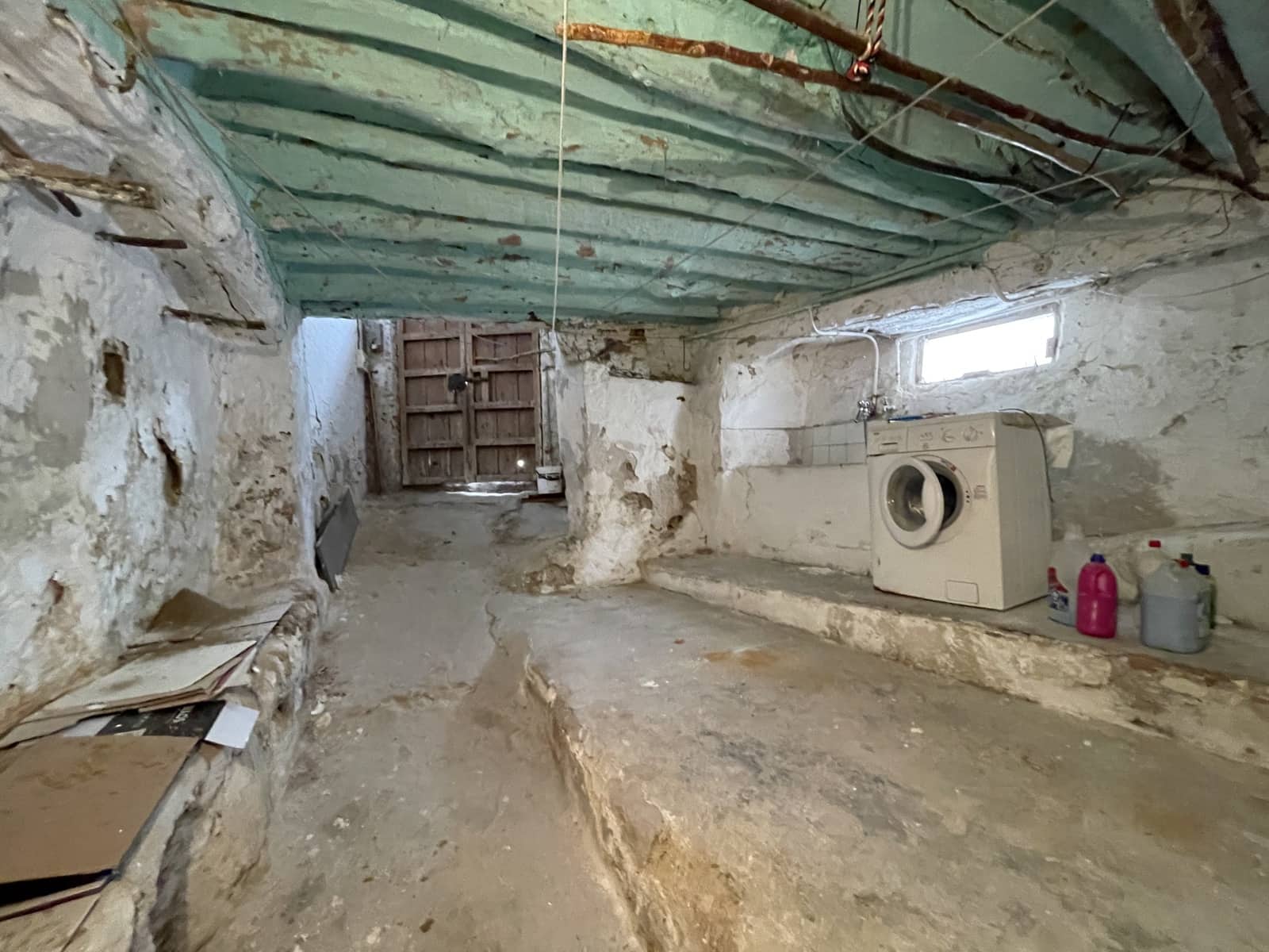 6 soveværelse Byhus til salg i Priego de Cordoba - € 49.999 (Ref: 9066676)