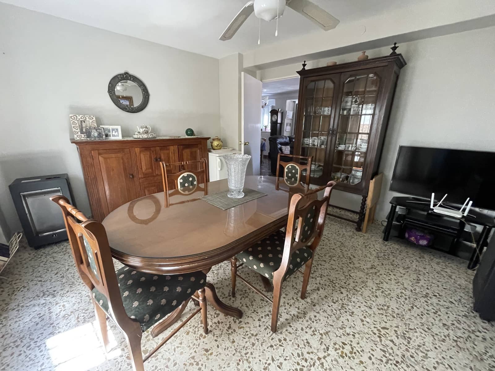 4 soveværelse Byhus til salg i Castillo de Locubin - € 85.750 (Ref: 9181690)