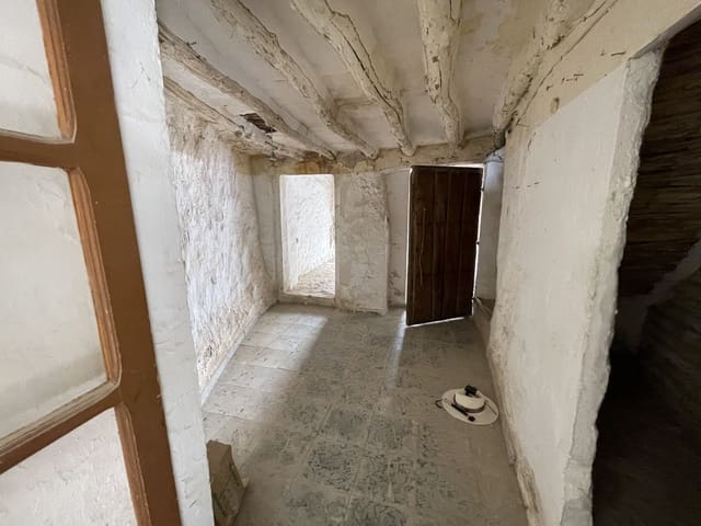 2 slaapkamer Huis te koop in Priego de Córdoba - € 17.000 (Ref: 9247918)