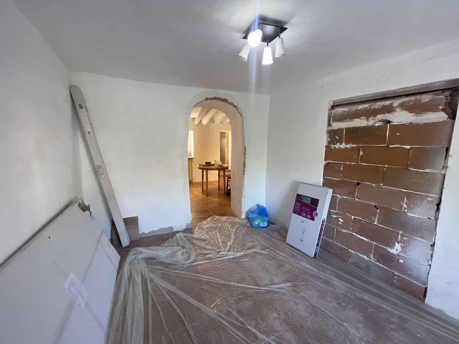 2 soveværelse Byhus til salg i Castillo de Locubin - € 59.000 (Ref: 9265537)