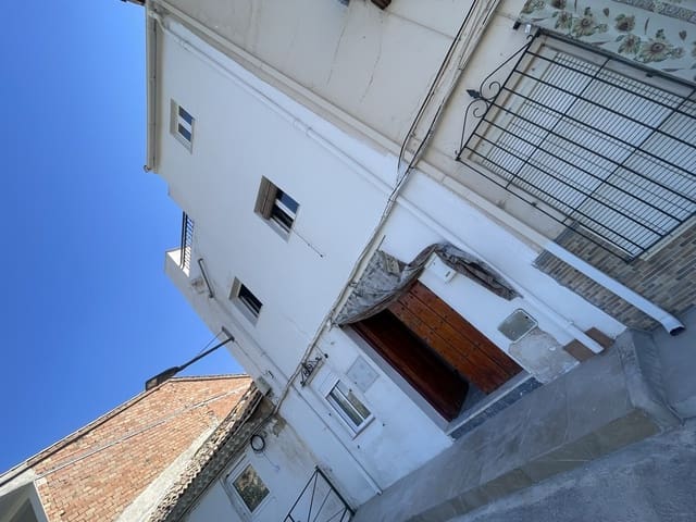 2 soveværelse Byhus til salg i Castillo de Locubín - € 59.000 (Ref: 9265537)