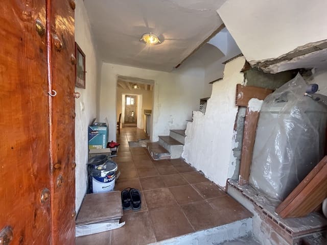 2 soveværelse Byhus til salg i Castillo de Locubín - € 59.000 (Ref: 9265537)