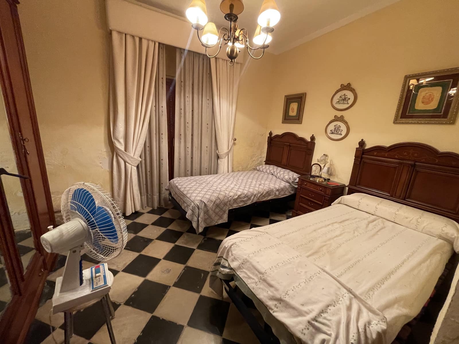 7 bedroom Townhouse for sale in Priego de Cordoba - € 120,000 (Ref: 9293993)