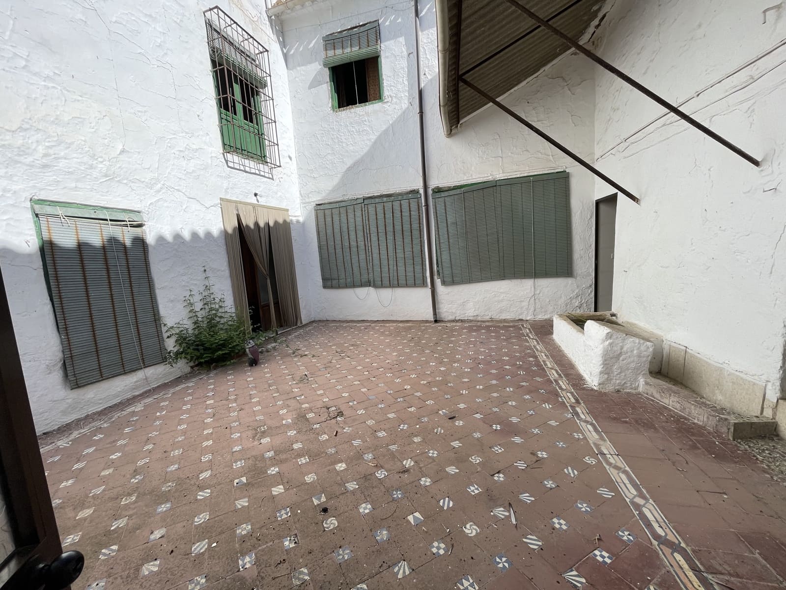 7 bedroom Townhouse for sale in Priego de Cordoba - € 120,000 (Ref: 9293993)