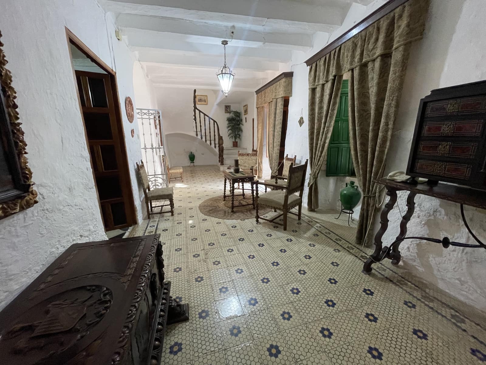 7 bedroom Townhouse for sale in Priego de Cordoba - € 120,000 (Ref: 9293993)