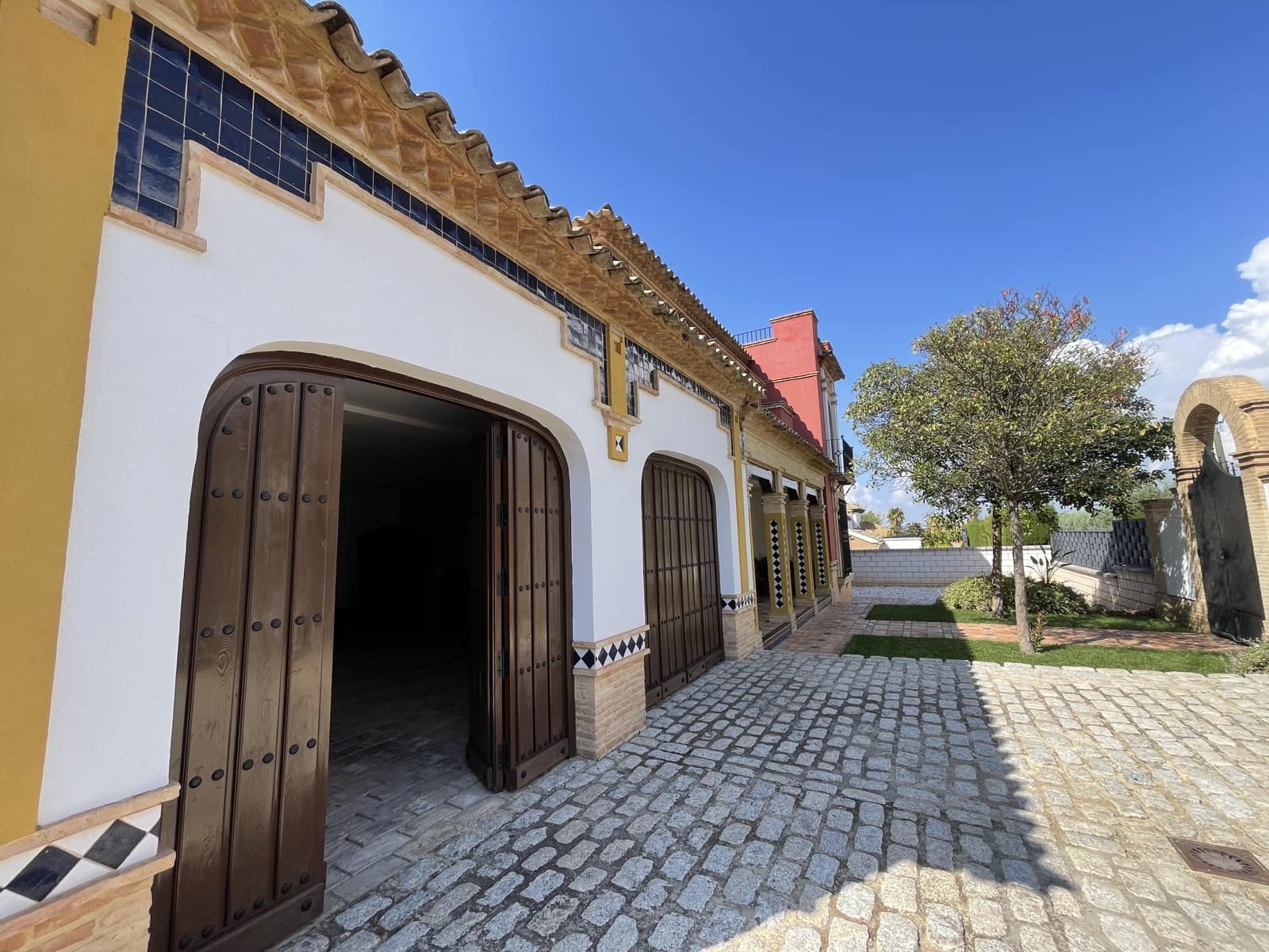 5 Zimmer Reihenhaus zu verkaufen in Jaen Stadt - 495.000 € (Ref: 9341746)