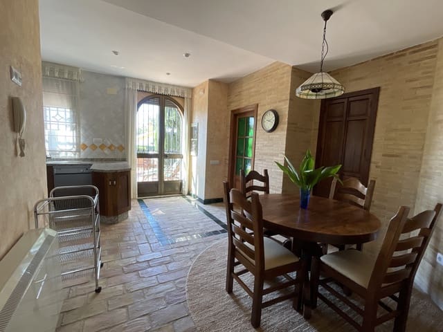 5 chambre Villa/Maison Mitoyenne à vendre à Jaén ville - 495 000 € (Ref: 9341746)