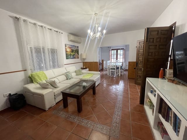 3 soverom Villa til salgs i Cabra - € 410 000 (Ref: 9343076)