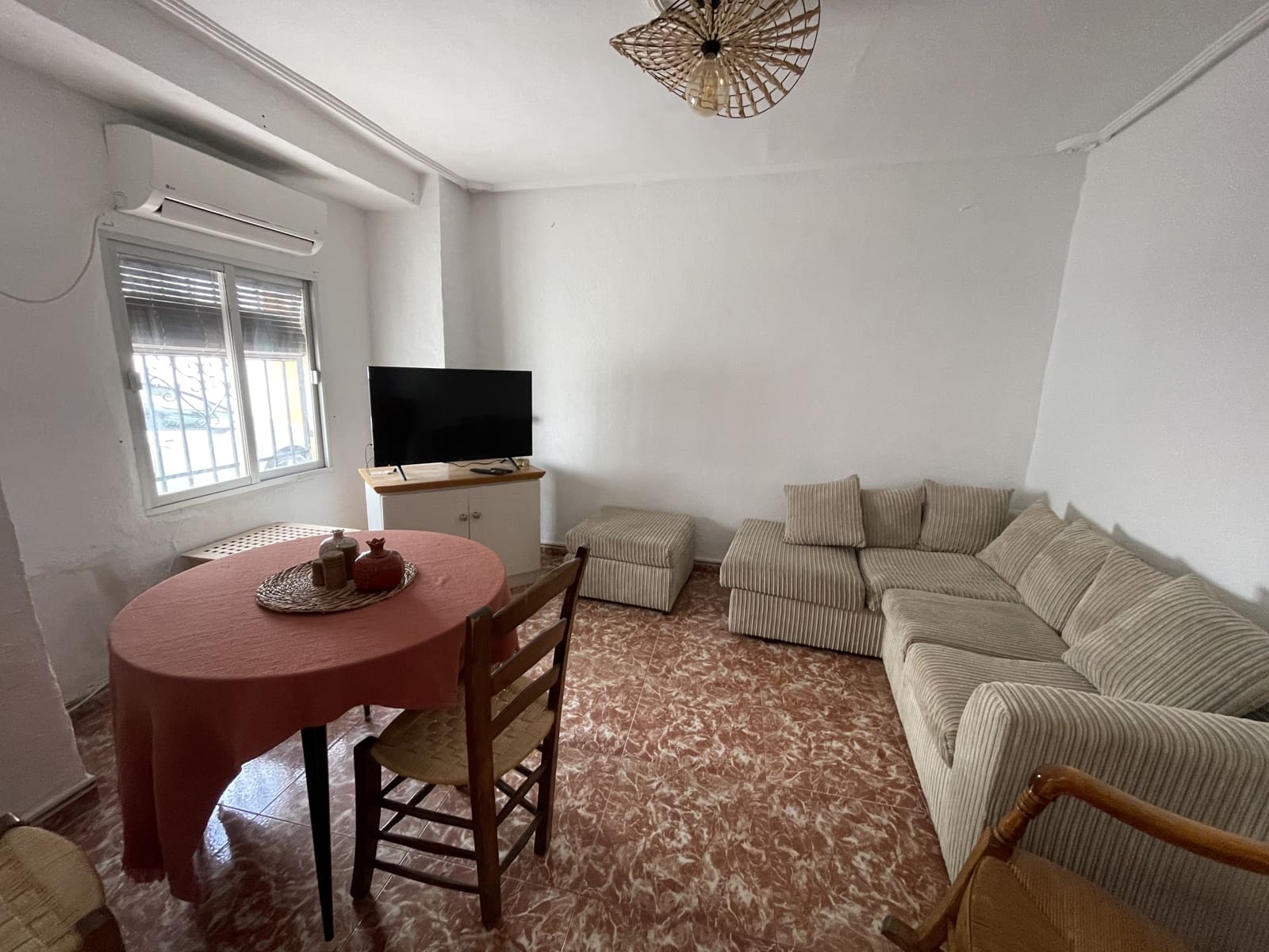 Townhouse for sale in Priego de Cordoba - € 69,950 (Ref: 9353028)