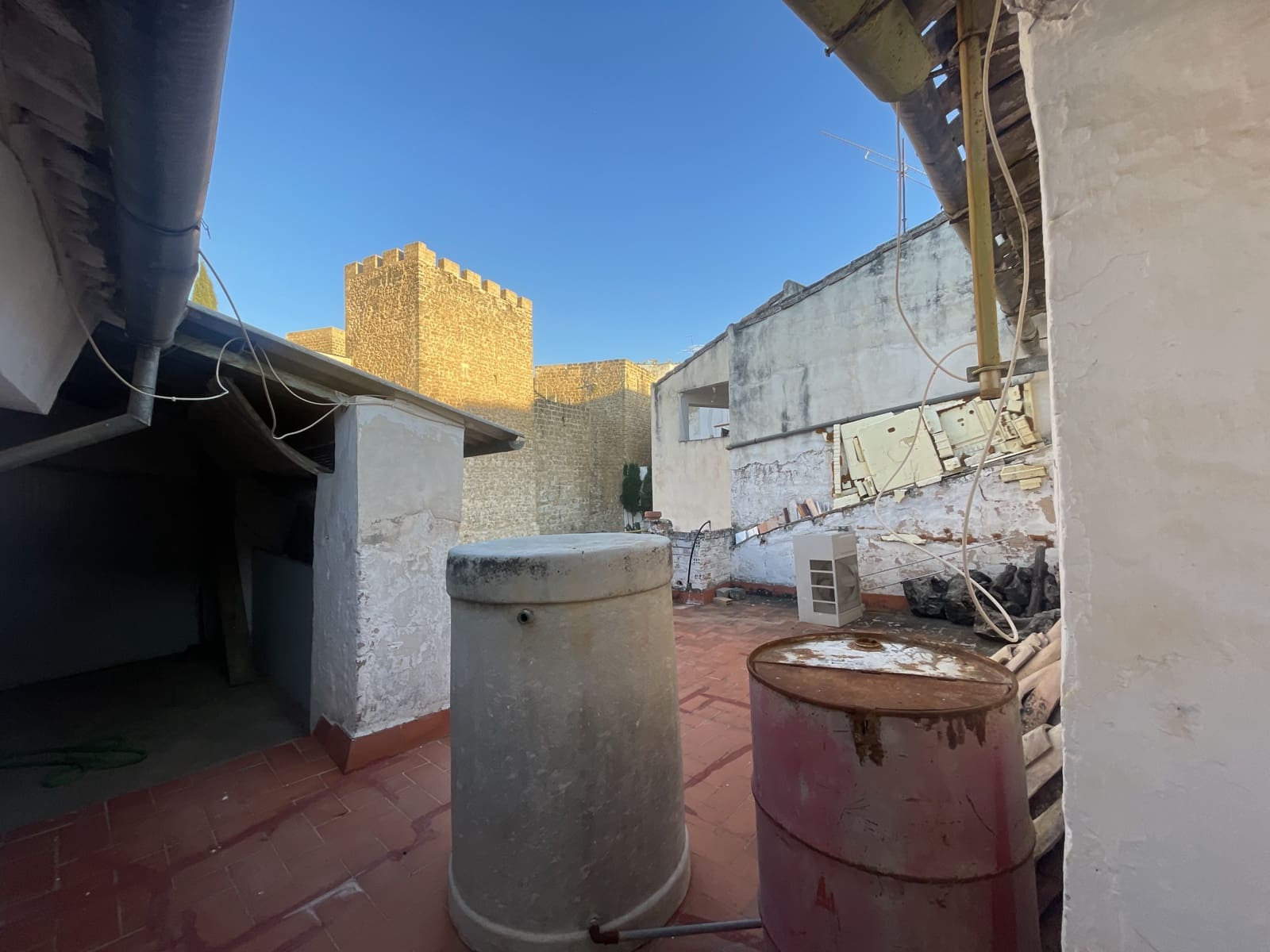 7 bedroom Business for sale in Priego de Cordoba - € 240,000 (Ref: 9388649)