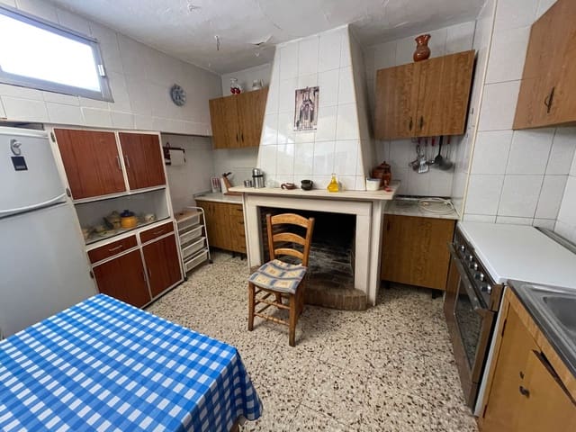 3 quarto Casa em Banda para venda em Castil de Campos, Priego de Córdoba - 35 000 € (Ref: 9536436)