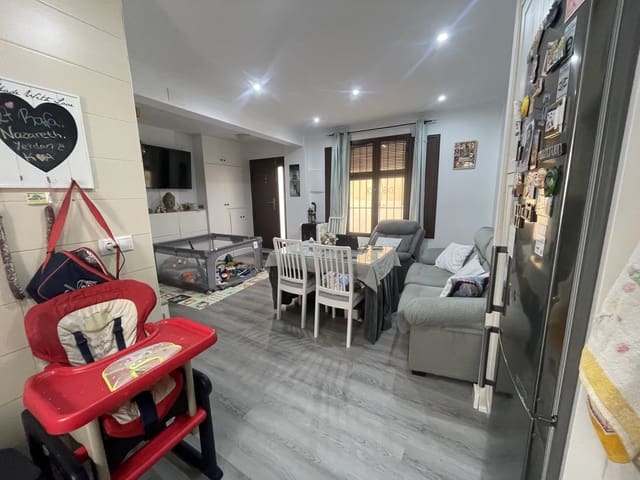 3 chambre Maison de Ville à vendre à Priego de Córdoba - 120 000 € (Ref: 9696338)