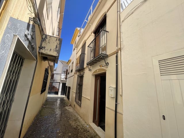 3 chambre Maison de Ville à vendre à Priego de Córdoba - 120 000 € (Ref: 9696338)