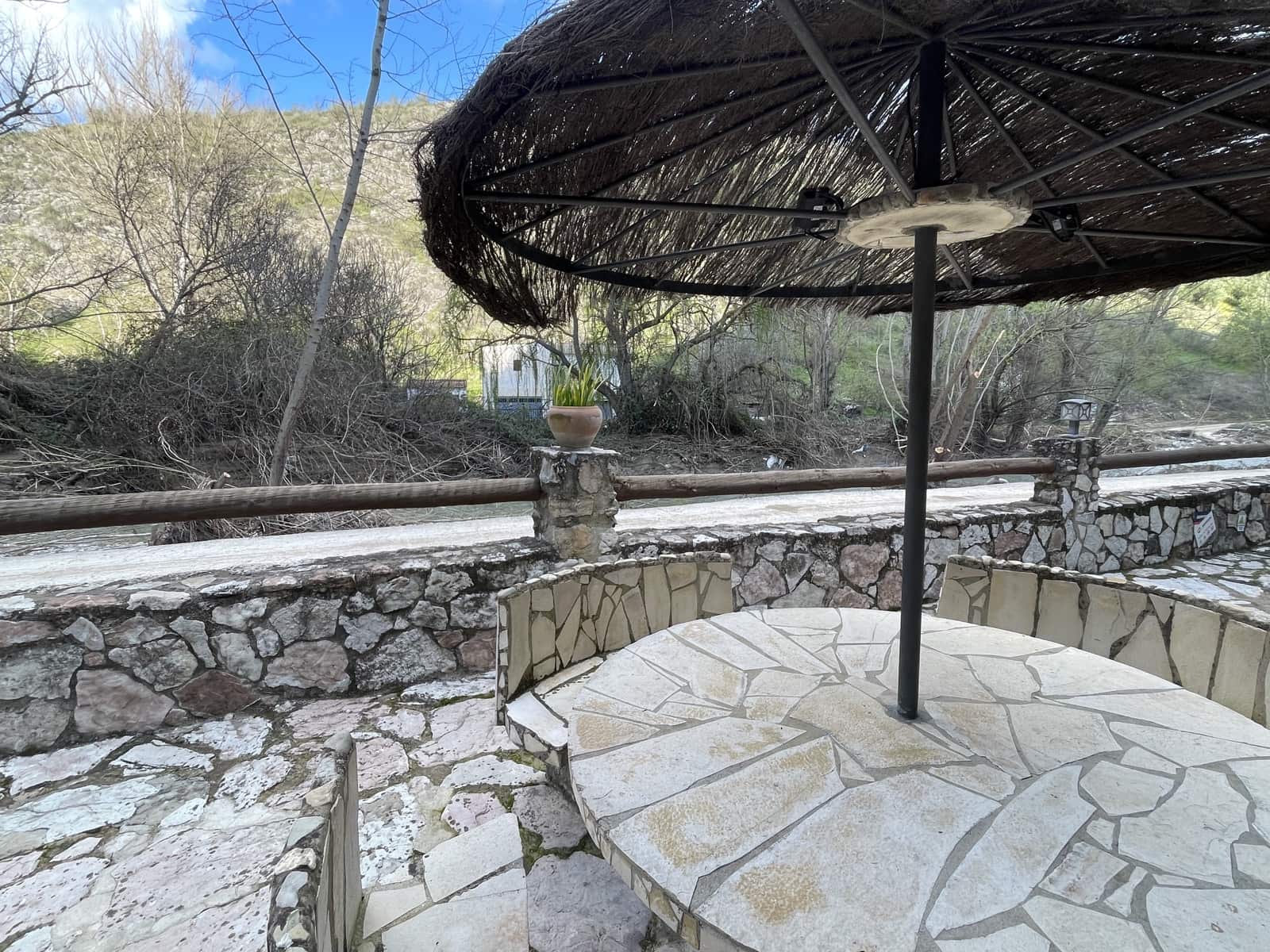 4 sypialnia Finka/Dom wiejski na sprzedaż w Algarinejo - 250 000 € (Ref: 9699667)