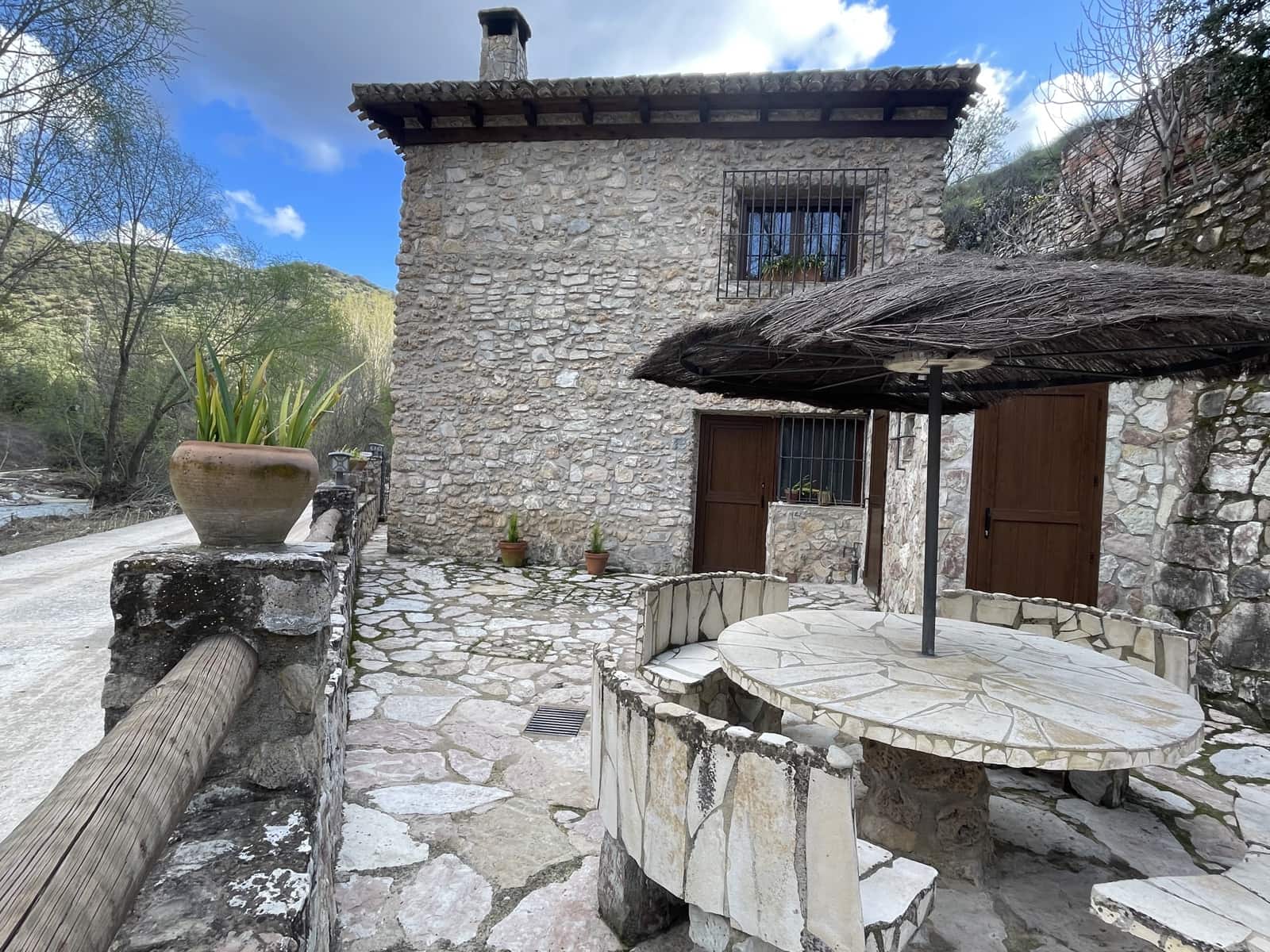 4 sypialnia Finka/Dom wiejski na sprzedaż w Algarinejo - 250 000 € (Ref: 9699667)