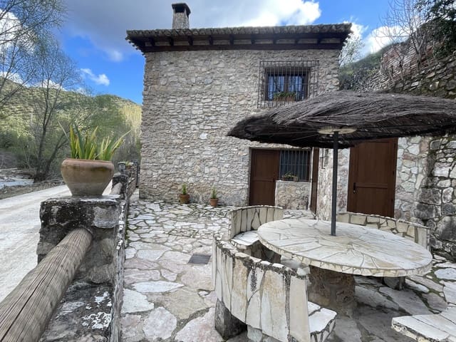 4 chambre Finca/Maison de Campagne à vendre à Algarinejo - 250 000 € (Ref: 9699667)
