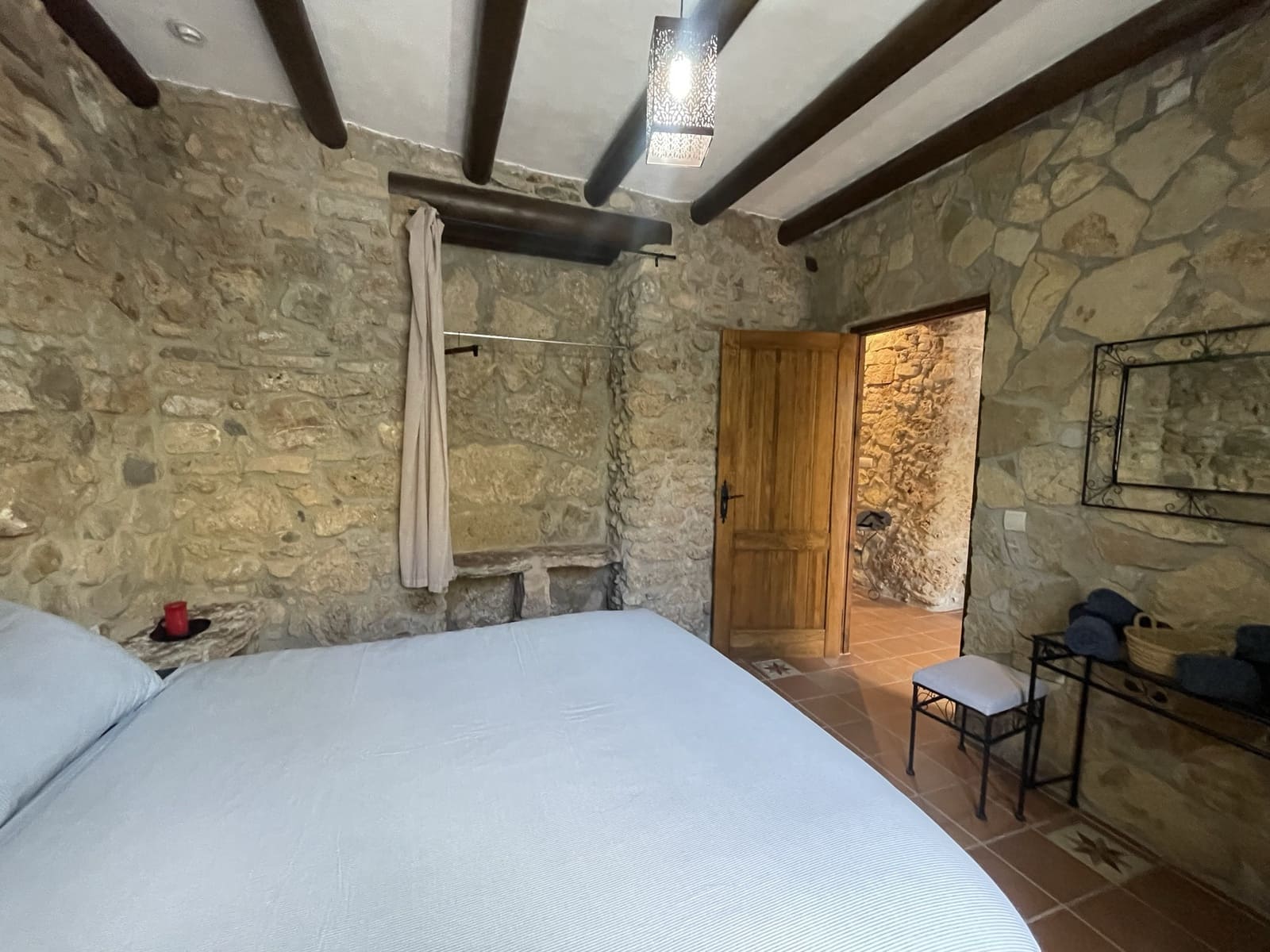 4 bedroom Villa for sale in Algarinejo - € 250,000 (Ref: 9707611)