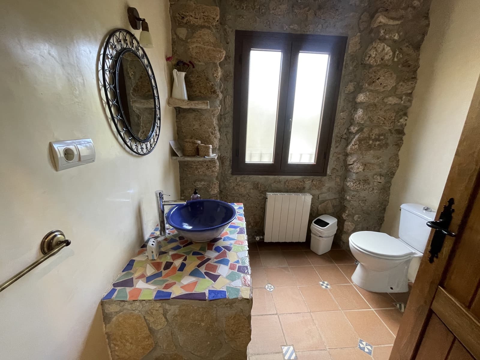 4 bedroom Villa for sale in Algarinejo - € 250,000 (Ref: 9707611)