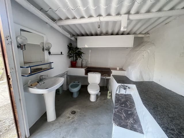Finca/Casa Rural de 3 habitaciones en Algarinejo en venta - 150.000 € (Ref: 9715423)