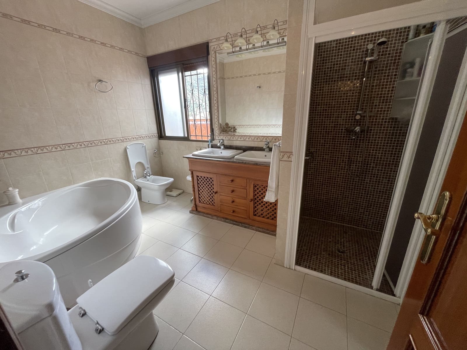 5 chambre Maison de Ville à vendre à Algarinejo - 339 364 € (Ref: 9720403)