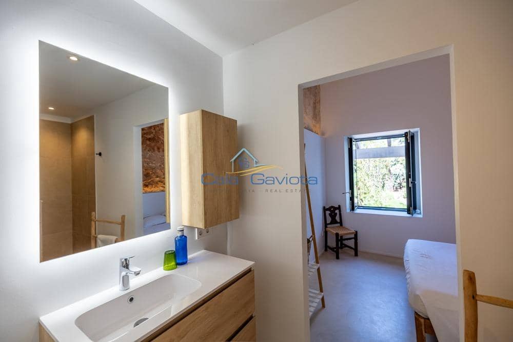 5 bedroom Villa for sale in Felanitx - € 2,390,000 (Ref: 10055363)