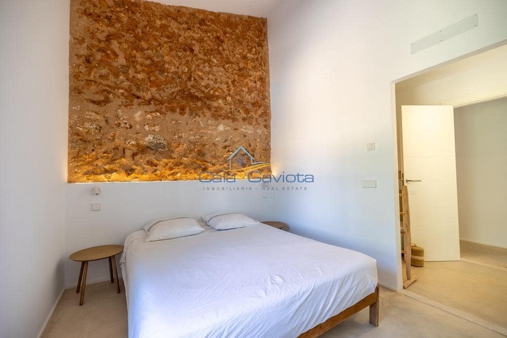5 bedroom Villa for sale in Felanitx - € 2,390,000 (Ref: 10055363)