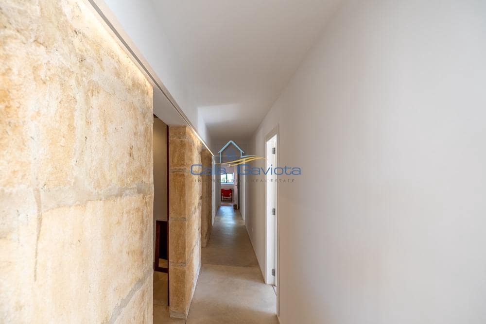 5 bedroom Villa for sale in Felanitx - € 2,390,000 (Ref: 10055363)