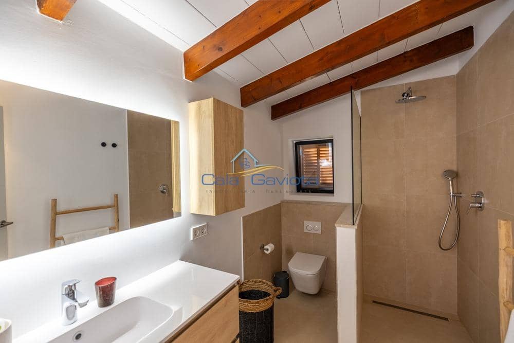 5 bedroom Villa for sale in Felanitx - € 2,390,000 (Ref: 10055363)