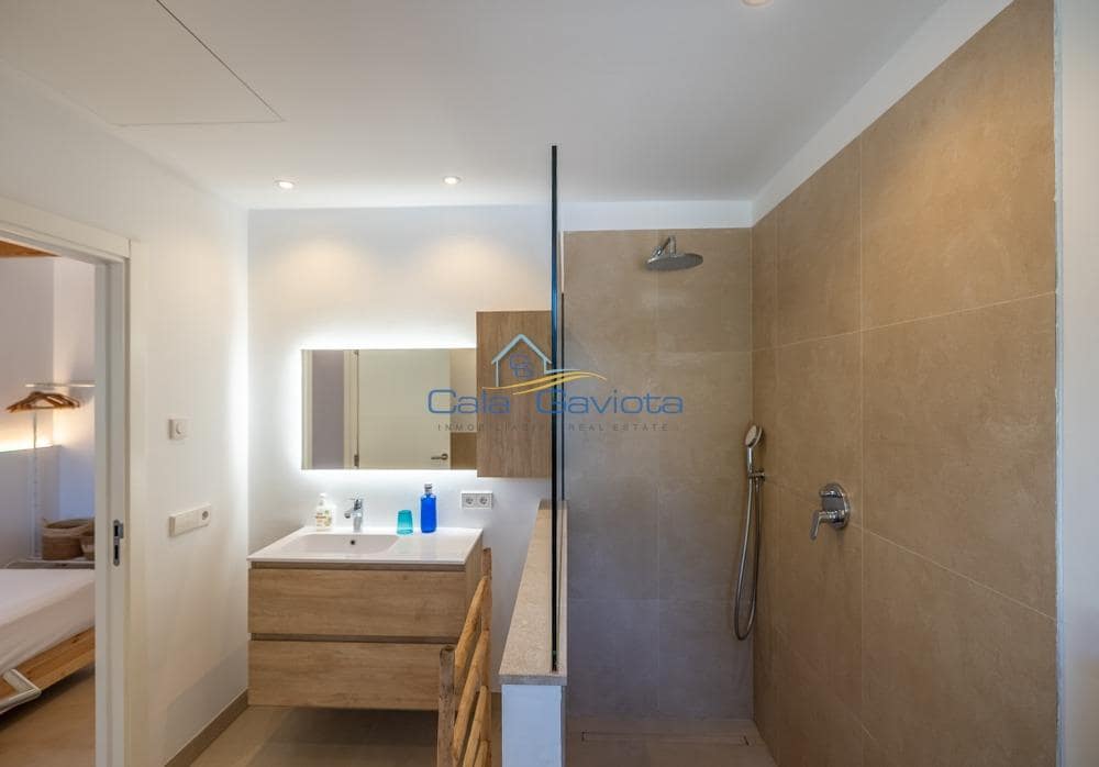 5 bedroom Villa for sale in Felanitx - € 2,390,000 (Ref: 10055363)