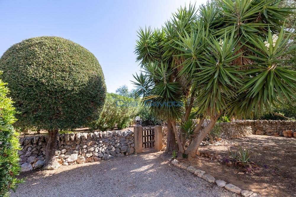 5 bedroom Villa for sale in Felanitx - € 2,390,000 (Ref: 10055363)