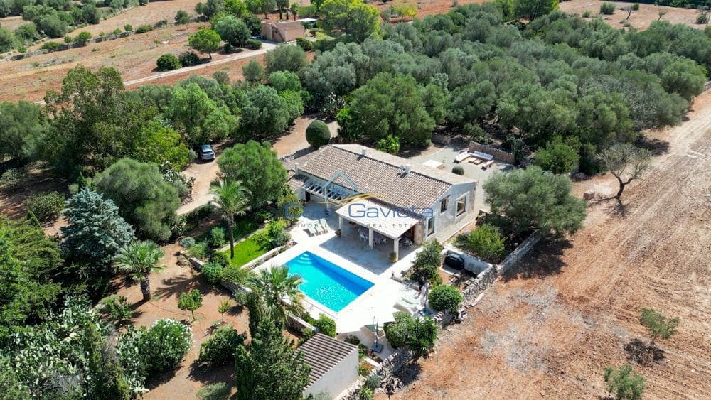 5 bedroom Villa for sale in Felanitx - € 2,390,000 (Ref: 10055363)