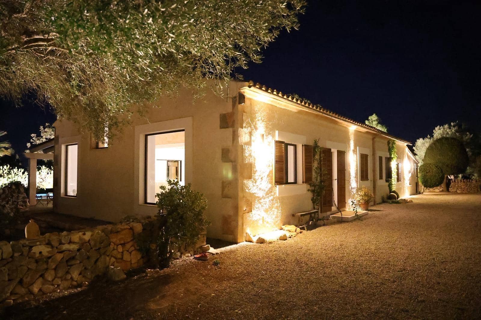 5 bedroom Villa for sale in Felanitx - € 2,390,000 (Ref: 10055363)