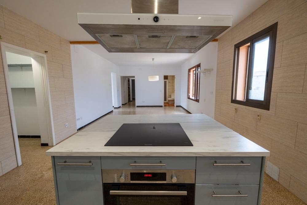 6 quarto Apartamento para venda em Ses Salines - 350 000 € (Ref: 10148877)