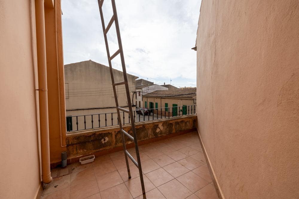 6 quarto Apartamento para venda em Ses Salines - 350 000 € (Ref: 10148877)