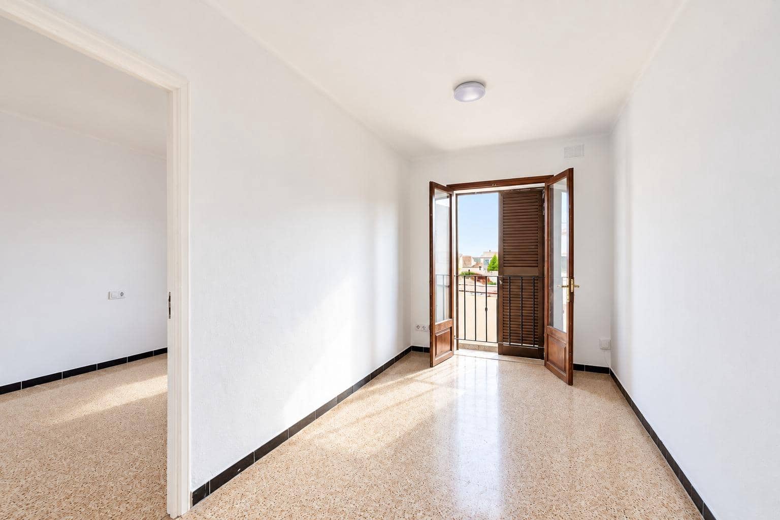 6 quarto Apartamento para venda em Ses Salines - 350 000 € (Ref: 10148877)