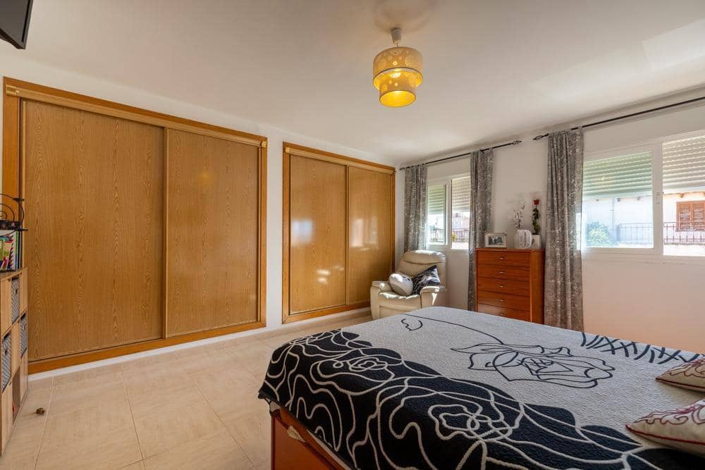 4 camera da letto Villetta a Schiera in vendita in Ses Salines con garage - 525.000 € (Rif: 10187158)